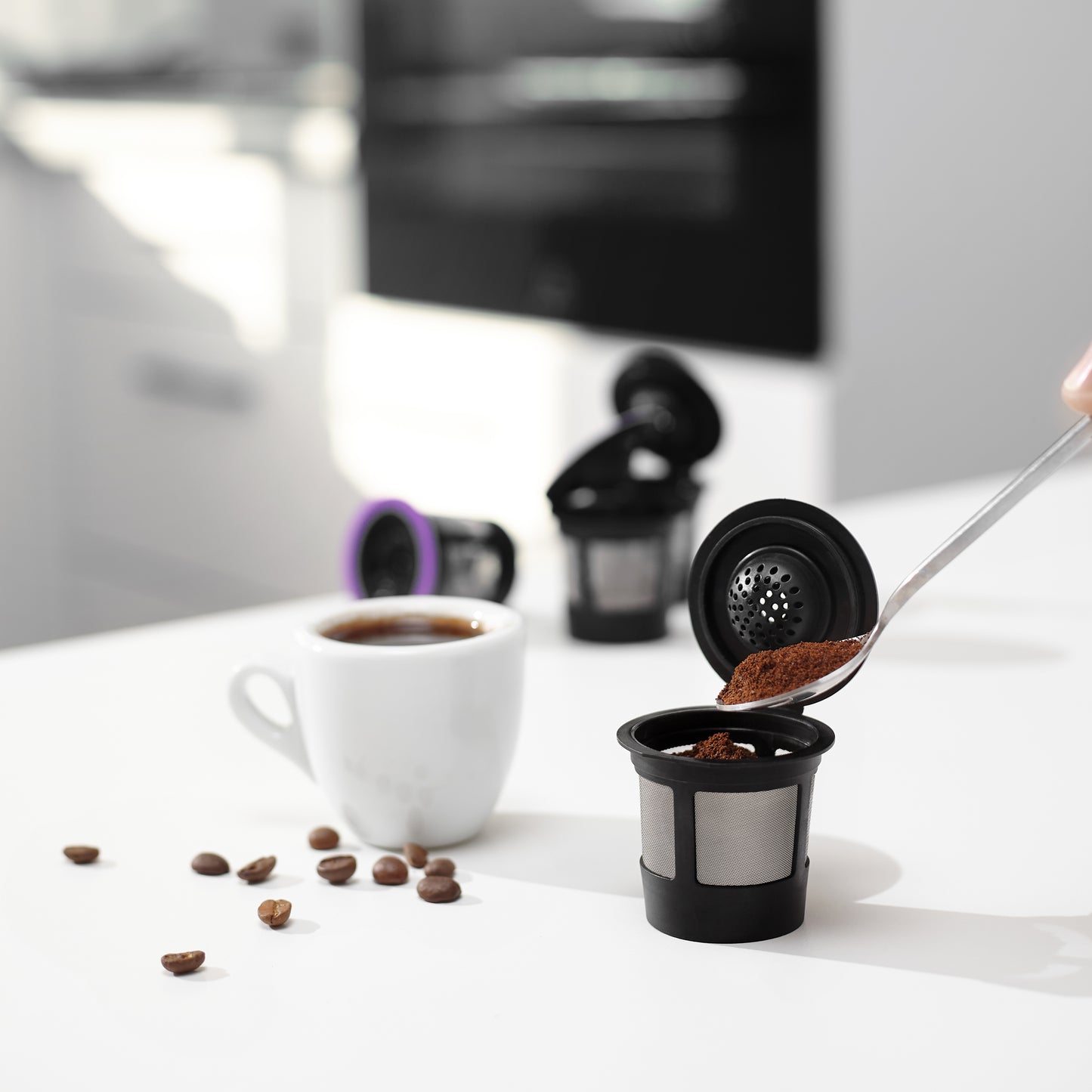 4 Black Reusable K Cups for Keurig Coffee Makers - BPA Free Universal Fit Refillable Kcups Coffee Filters for 1.0 and 2.0 Keurig Brewers